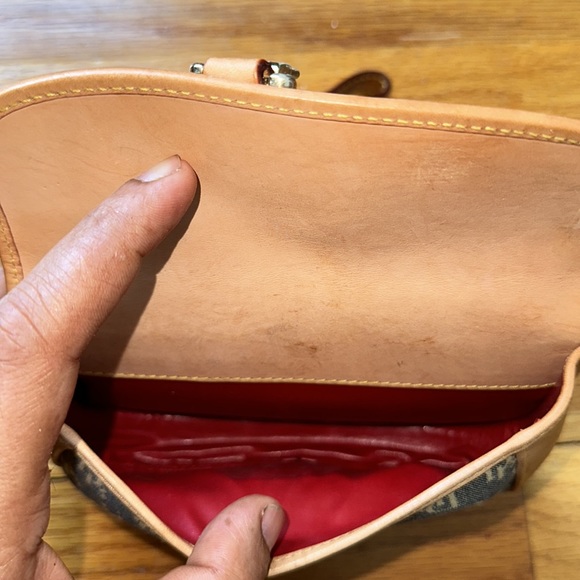 Vintage Dooney & Bourke wrislet